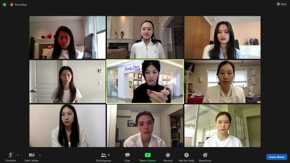 Miss Chinese Vancouver Pageant finalists participate at the first online makeup seminar 