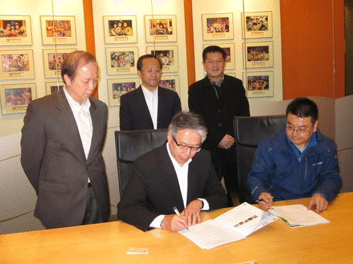 中國青島市傳媒訪問團於
11月18日抵達溫哥華訪問