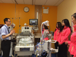 溫哥華華姐探訪卑詩省婦女醫院